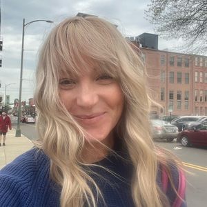 Meet your Posher, Jen